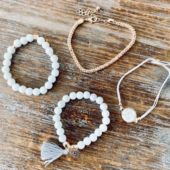 AMELIA RUE || Cora 4-Piece Bracelet Set in Cyan/Gray + Gold ⭐️NEW IN BOX⭐️ - Picture 1 of 7